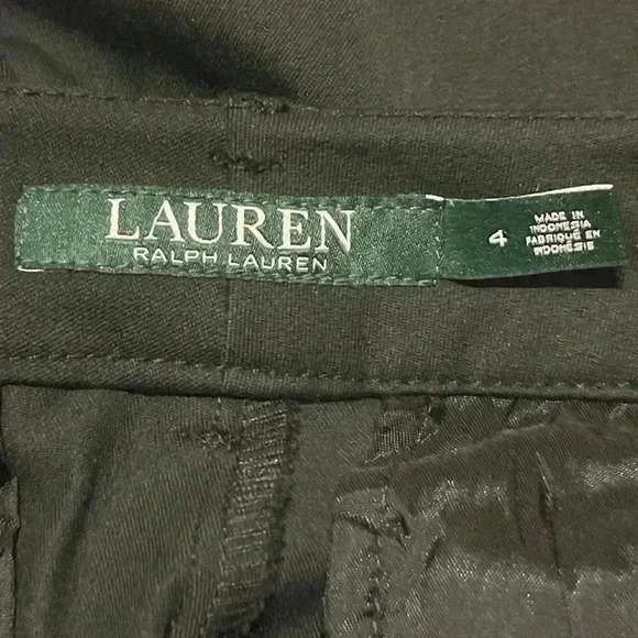 Lauren Ralph Lauren Women's Bermuda Shorts
Black Size 4 - Picture 9 of 11